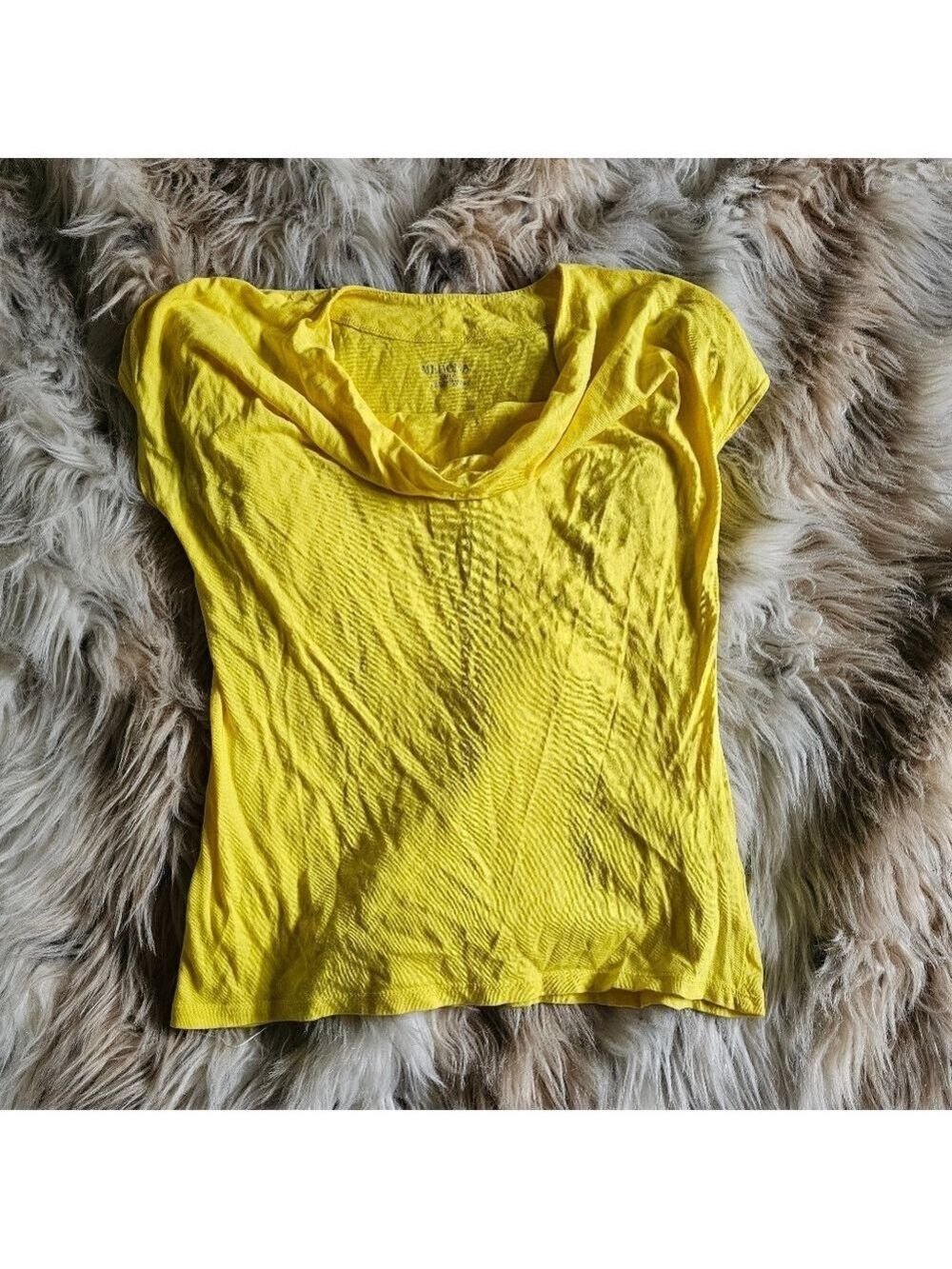 Scoop neck tshirt - Picture 1 of 3